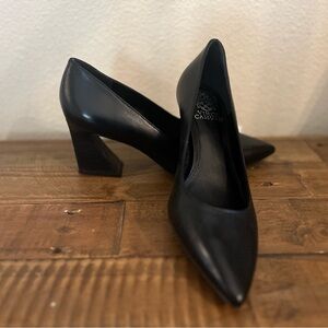 EUC Vince Camuto Hailenda Flare Heel Pump Size 7